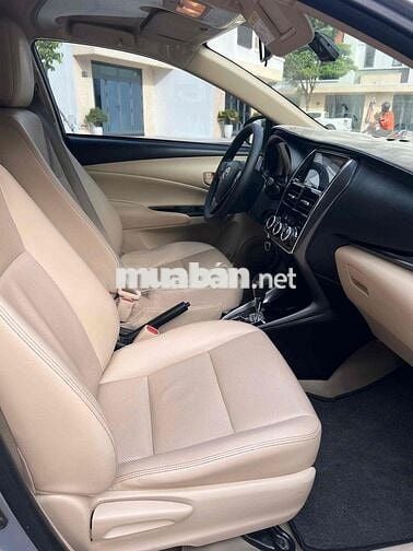 Toyota Vios 2022 CVT Bạc