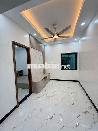 NHÀ MỚI 58M² PHỐ MAI ĐỘNG 2 TẦNG 2 NGỦ, OTO ĐỖ CỬA, FULL NỘI THẤT