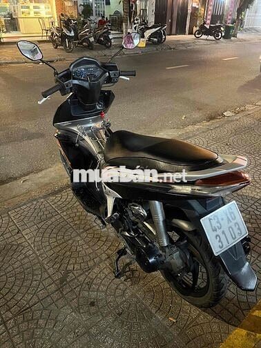 Honda Air Blade Thể thao Đen cam