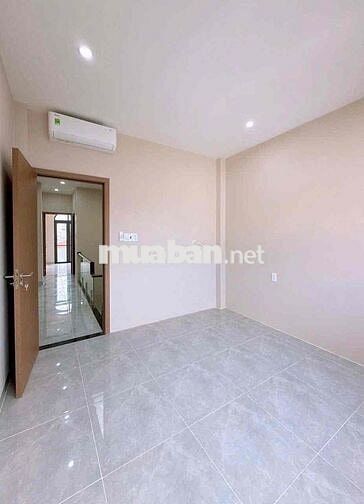 CHO THUÊ NHÀ MẶT TIỀN HẺM 54 HÙNG VƯƠNG
