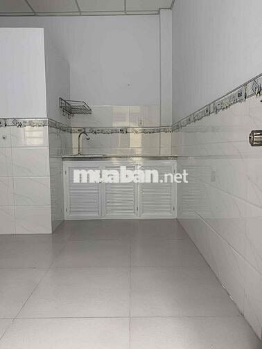 Cho thuê nhà trọ nhà 1 trệt+ 1 lầu sàn gỗ,ban công riêng