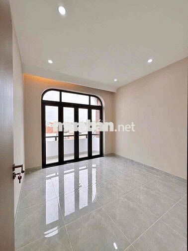 CHO THUÊ NHÀ MẶT TIỀN HẺM 54 HÙNG VƯƠNG