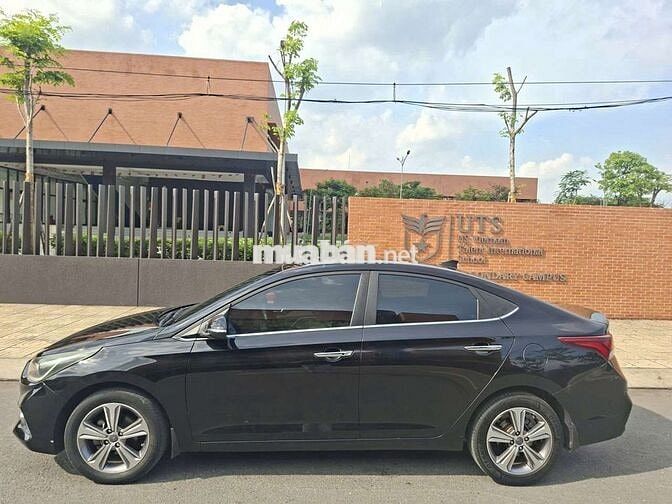 Cần Bán Hyundai Accent 2018 1.4 ATH số tự động .