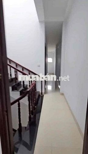 Cho Thuê Nhà 1Trệt 2Lầu - Gần KDC Bửu Long - P.Trấn Biên - Giá: 12tr