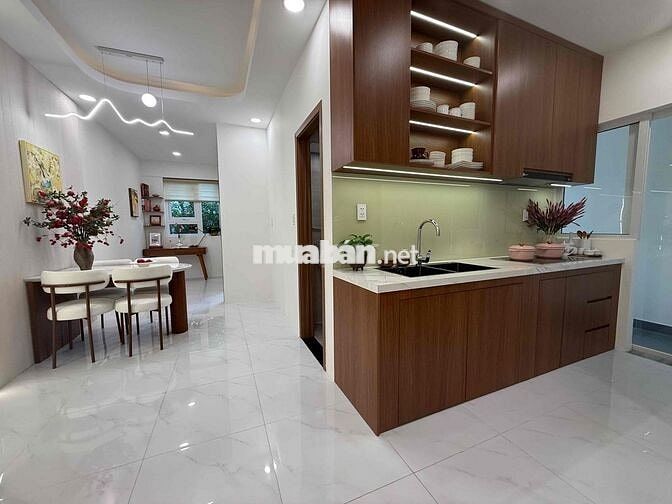 Bán nhà ở xã hội mặt tiền đường Nguyễn Văn Tỏ, gần siêu thị Go