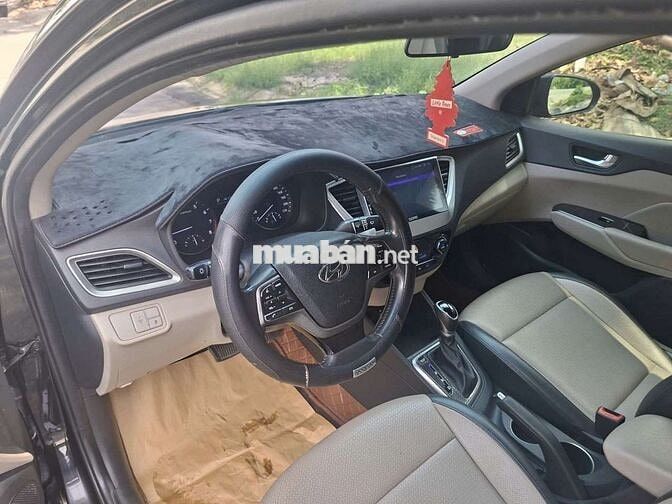 Cần Bán Hyundai Accent 2018 1.4 ATH số tự động .