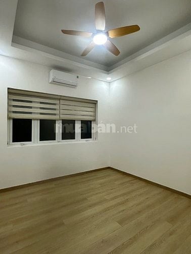 Cho thuê căn hộ 72 m2 có 2 PN nhà cực đẹp giá chỉ 11 Tr/tháng 