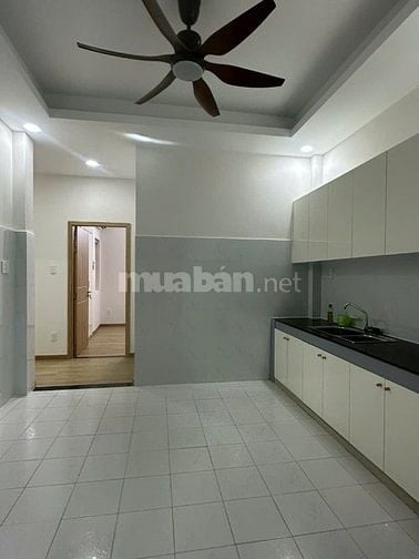 Cho thuê căn hộ 72 m2 có 2 PN nhà cực đẹp giá chỉ 11 Tr/tháng 