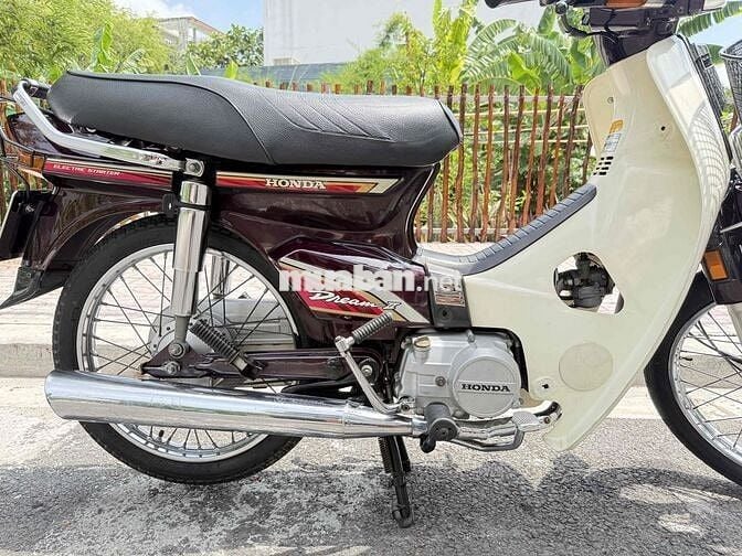 Honda Dream Thái đời 95 . Xe sưu tầm.