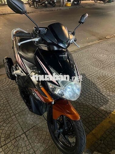 Honda Air Blade Thể thao Đen cam