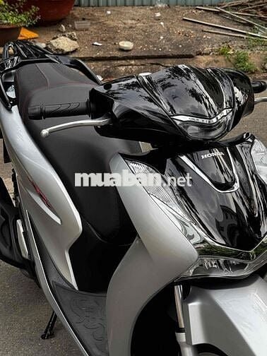 Honda SH 125i 2024 Bạc poscher siêu lướt nhu new