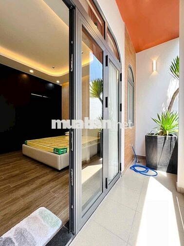 NHÀ  KHU ĐỒNG BỘ NGAY CHỢ HIỆP THÀNH - FULL MỚI NHỈNH 5,5 tyt
