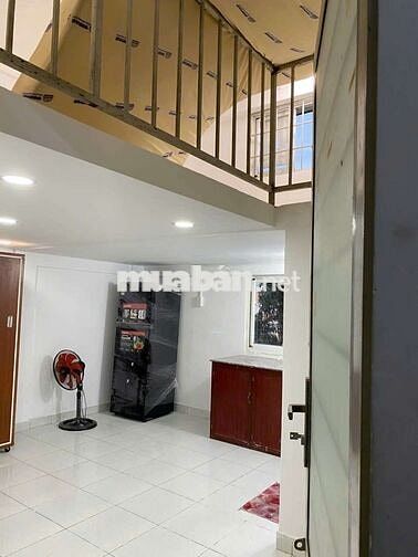 Chung cư mini xác bên trường Đại học Quốc these Miền đông 