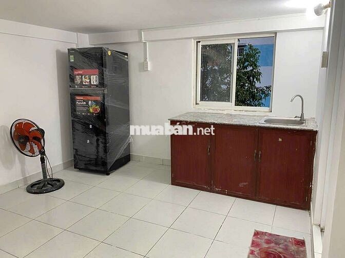 Chung cư mini xác bên trường Đại học Quốc these Miền đông 