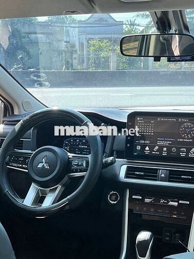 Mitsubishi Xpander Premium 2025 Trắng 8.500 km