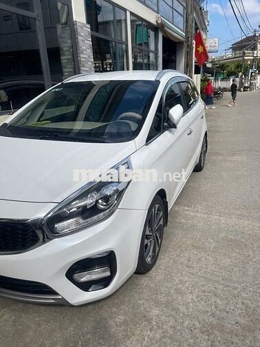 BÁN NHANH KIA RONDO  7 CHỔ - 2.0  MÀU TRẮNG