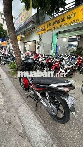 Honda Future mập FI 2017 Đỏ đen đã qua sử dụng
