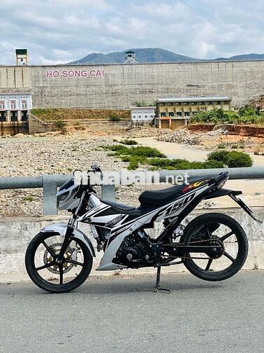 Suzuki Satria 150 Bạc