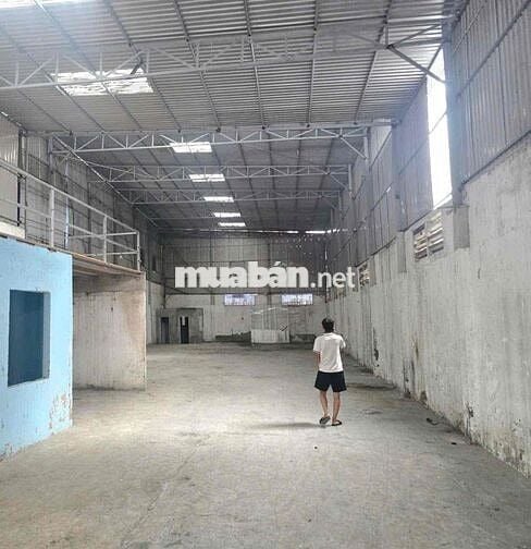 kho xưởng 600m2 giá 45tr tháng MT đường phạm đăng giảng