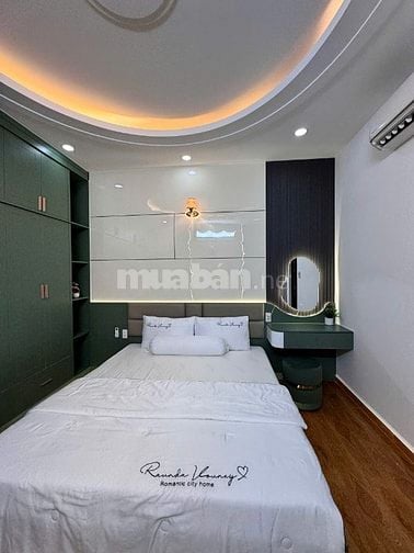 Bán nhà 4X18m đường Hoàng Bật Đạt, P. Tân Sơn, TP.HCM