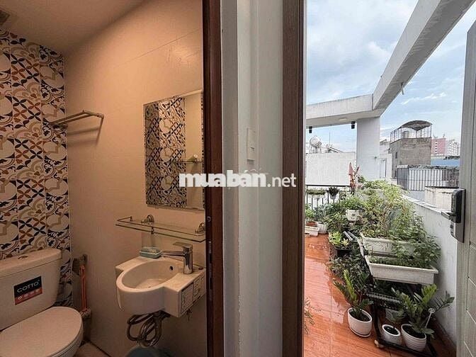 Siêu Ngon!! Nguyên Căn DTSD 120m2 2PN 5WC Kinh Doanh Tự Do Ngay NVC Q1