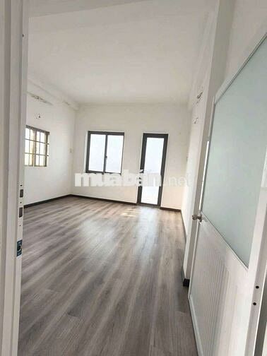 Bán nhà mặt tiền Mai Hắc Đế, P15,Q8 6,15x15,5m 3 tấm 4 phòng 68tr/m2