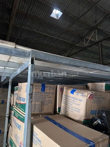 Cho thuê kho 240m Tạ Quang Bửu, Quận 8, giá 90k/m2