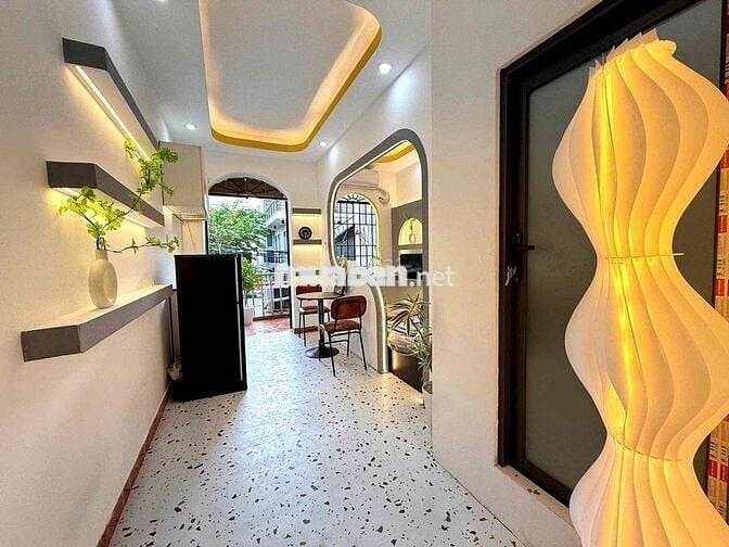Cho thuê căn 1pn tách bếp balcon máy giặt riêng full nt Hoà Hưng q10