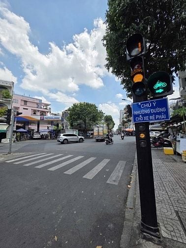 GIẢM SÂU 700 TRIỆU GẤP BÁN NHÀ LÊ ĐẠI HÀNH VÌ CÓ GIẤY ĐỊNH CƯ