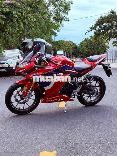 Honda CBR150R HRC 600km Đỏ