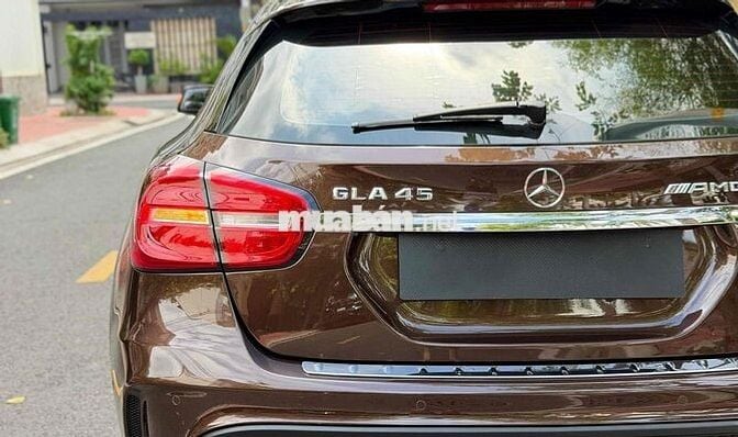 Mercedes-Benz GLA45 AMG 4Matic 2014 Nâu