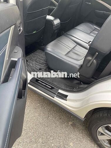 Mitsubishi Xpander Cross 2024 Trắng 75000 km