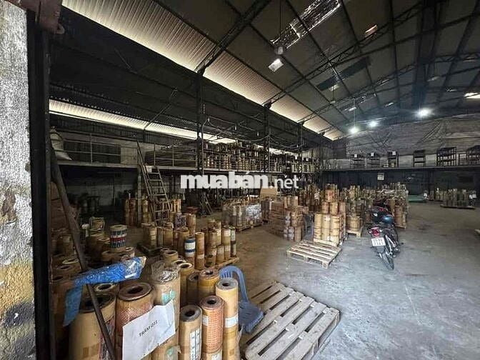 Cho thuê kho xưởng đường tải 8 tấn ngay cầu Vĩnh Bình, đường QL 13Thủ