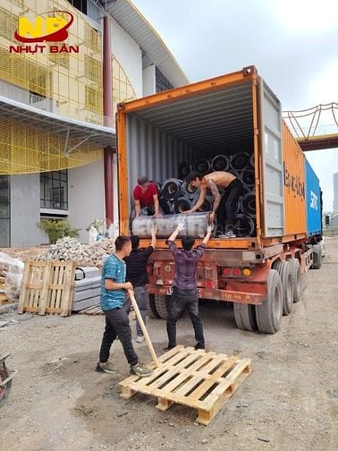 Tuyển 10 nam bốc xếp tự do lương cao