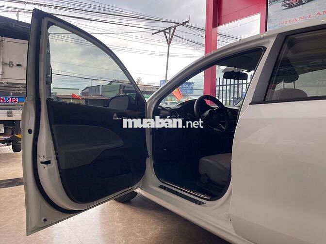 KIA SOLUTO 2020 1.4 Deluxe Tự động Trắng