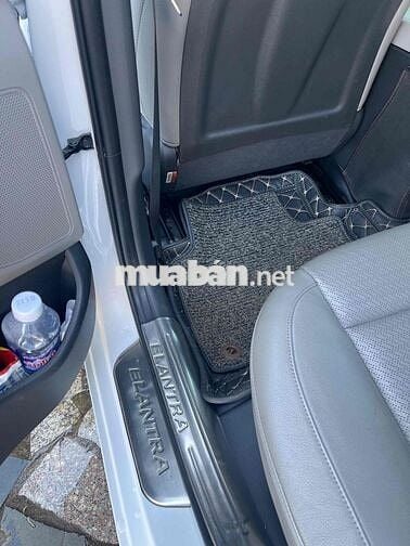 Hyundai Elantra 2024 Trắng 30000 km