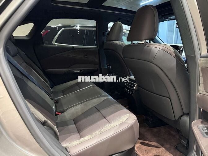 Lexus RX350 Luxury 2024 Vàng xám nhạt 3.900km