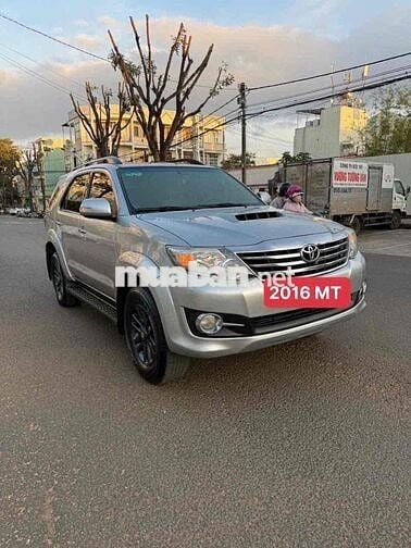 TOYOTA FORTUNER 2016 MT 4X2,MÁY DẦU
