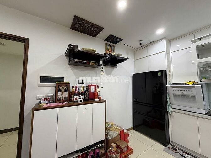 Bán chung cư MIPEC 2 ngủ - 86m2- ô tô - 9,3 tỷ