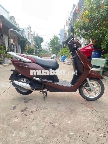 Honda Lead Nâu