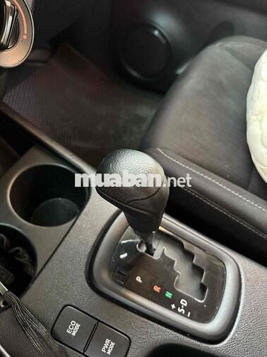 Toyota Hilux 2021 Tự động Trắng 97.000 km