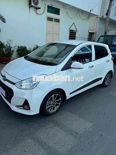 Hyundai i10 2017 Full 68000 km Trắng