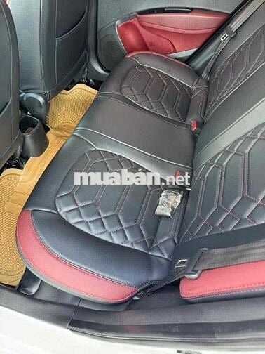 Hyundai i10 2017 Full 68000 km Trắng