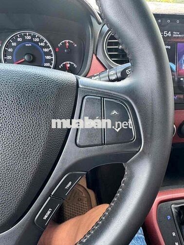 Hyundai i10 2017 Full 68000 km Trắng