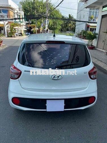 Hyundai i10 2017 Full 68000 km Trắng