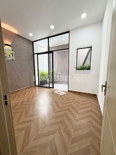 MẶT TIỀN KDC BÌNH HƯNG, 500M RA TẠ QUANG BỬU,10PH TỚI Q5, DT 72M2