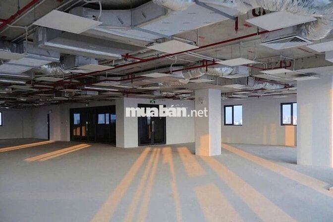 CHO THUÊ TÒA NHÀ MẶT TIỀN PHAN ĐĂNG LƯU DT 10M X 30M QUẬN PHÚ NHUẬN