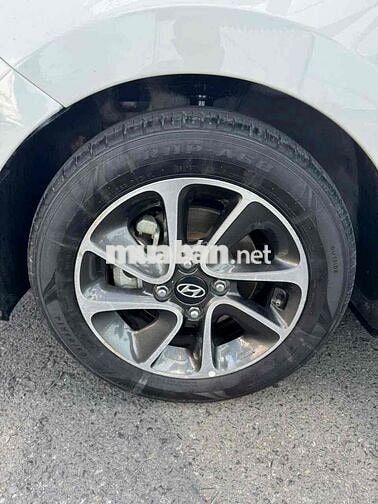 Hyundai i10 2017 Full 68000 km Trắng