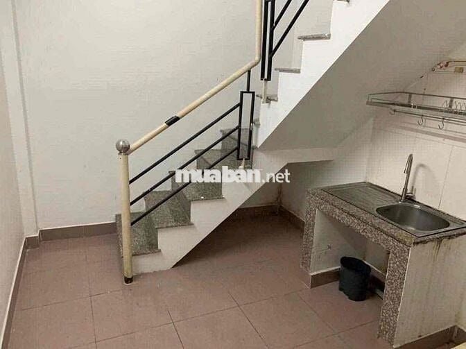 Nhà Thuê hẻm lớn gò dầu giá rẻ