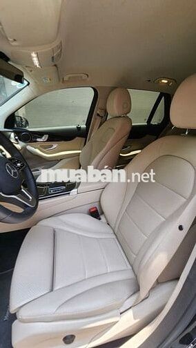 Mercedes-Benz GLC200 2021 Đen 31000 miles